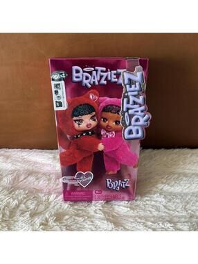 Bratz Bratziez Sweetheartz Seriez Plush Keychain Blind Box